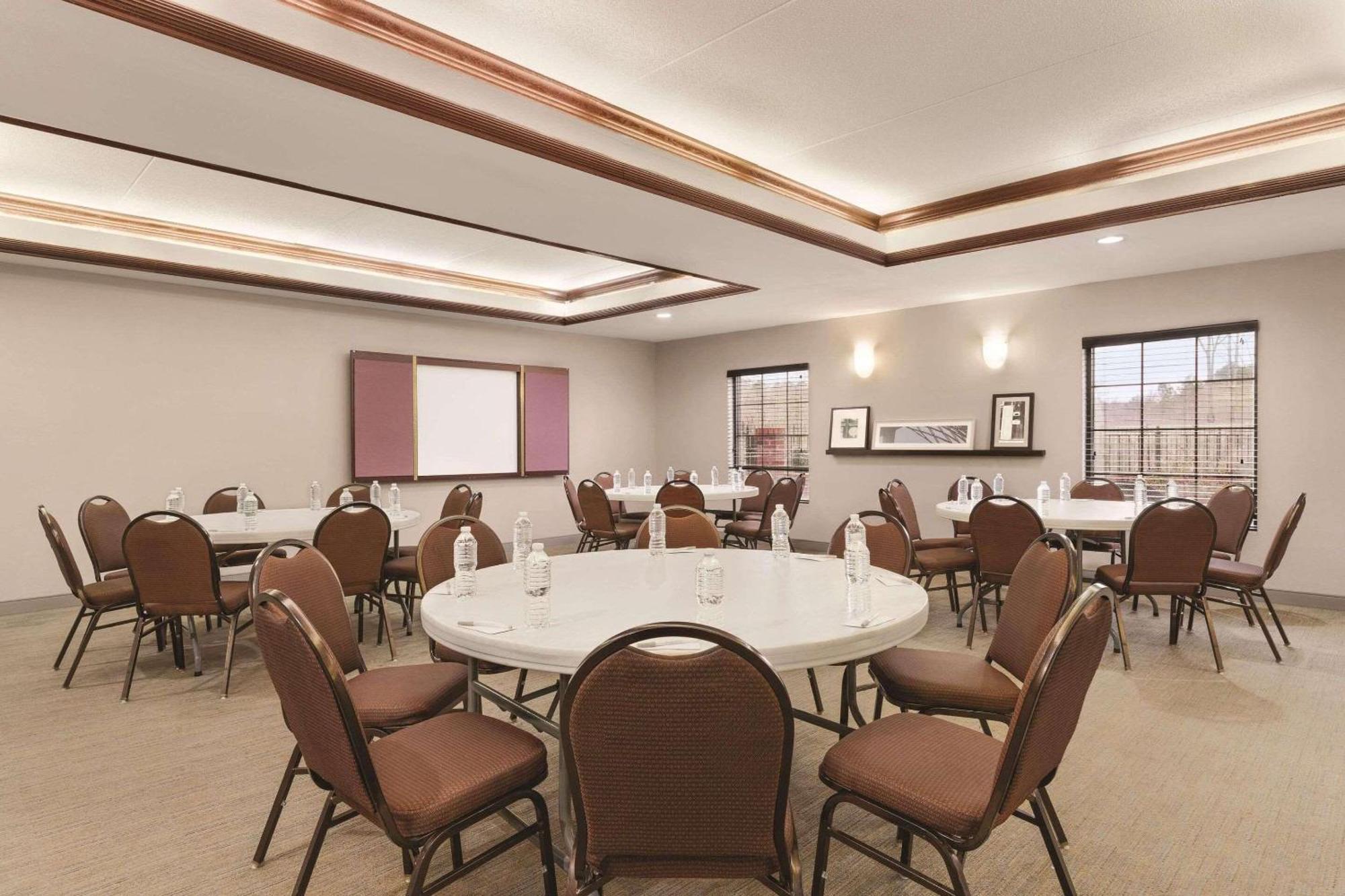Country Inn & Suites By Radisson, Griffin, Ga Exterior foto